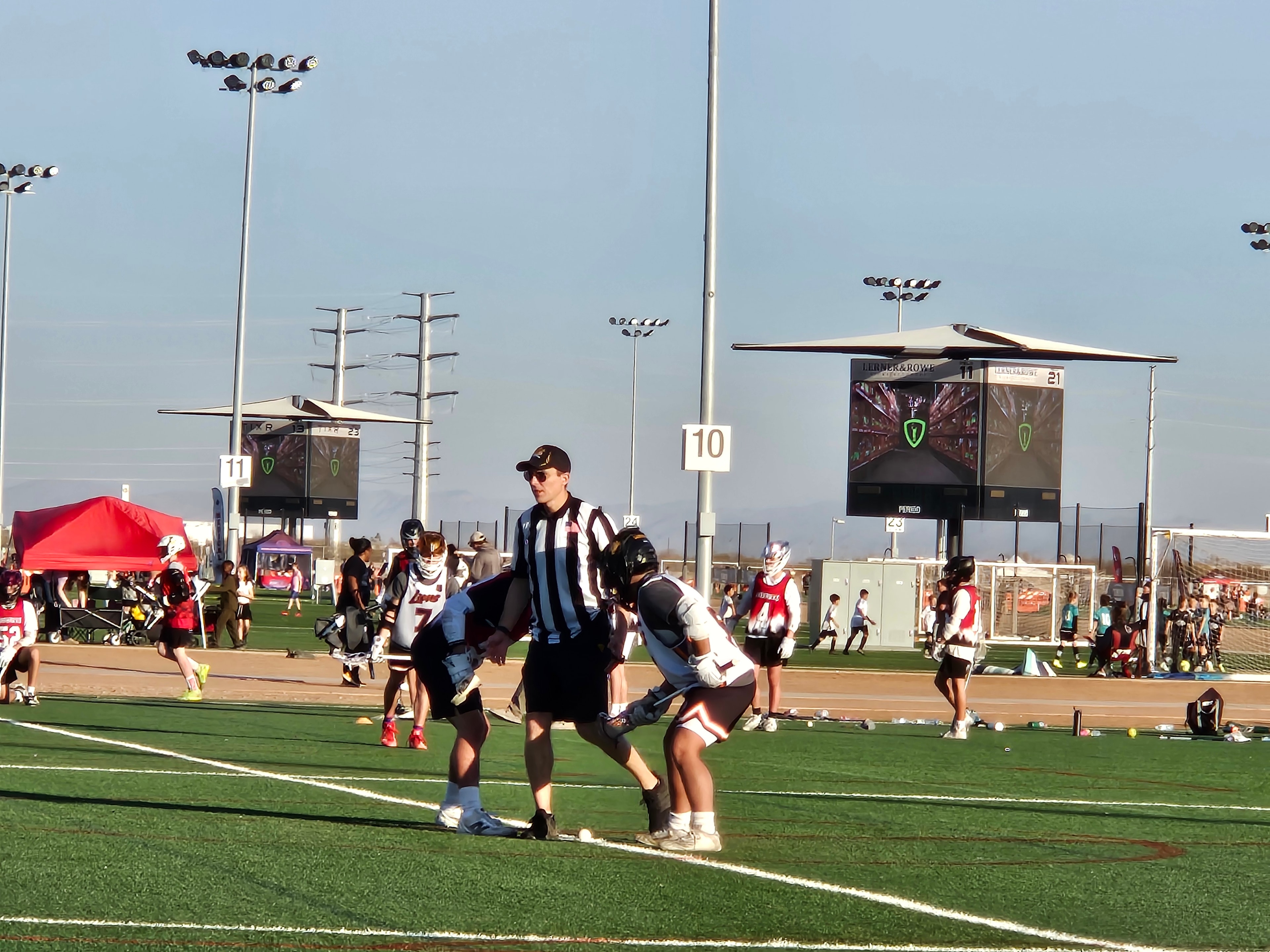 Lacrosse game play